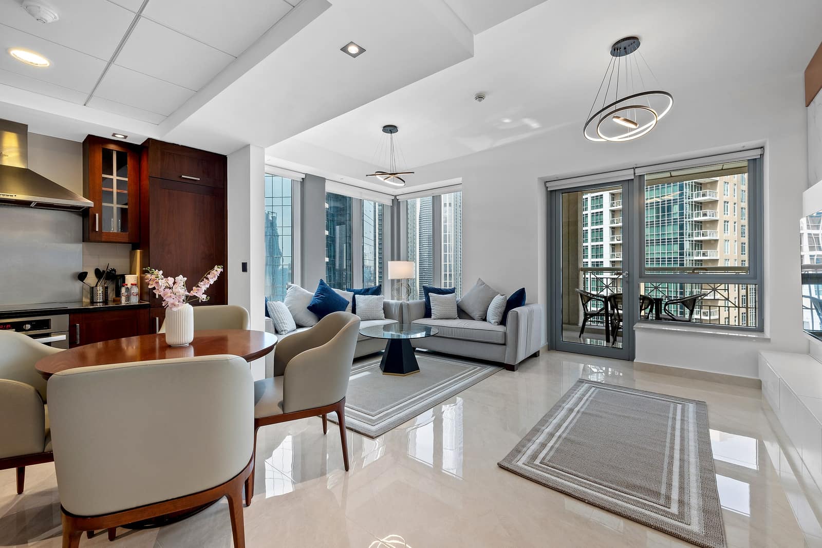Interior designed holiday apartment in Downtown Dubai